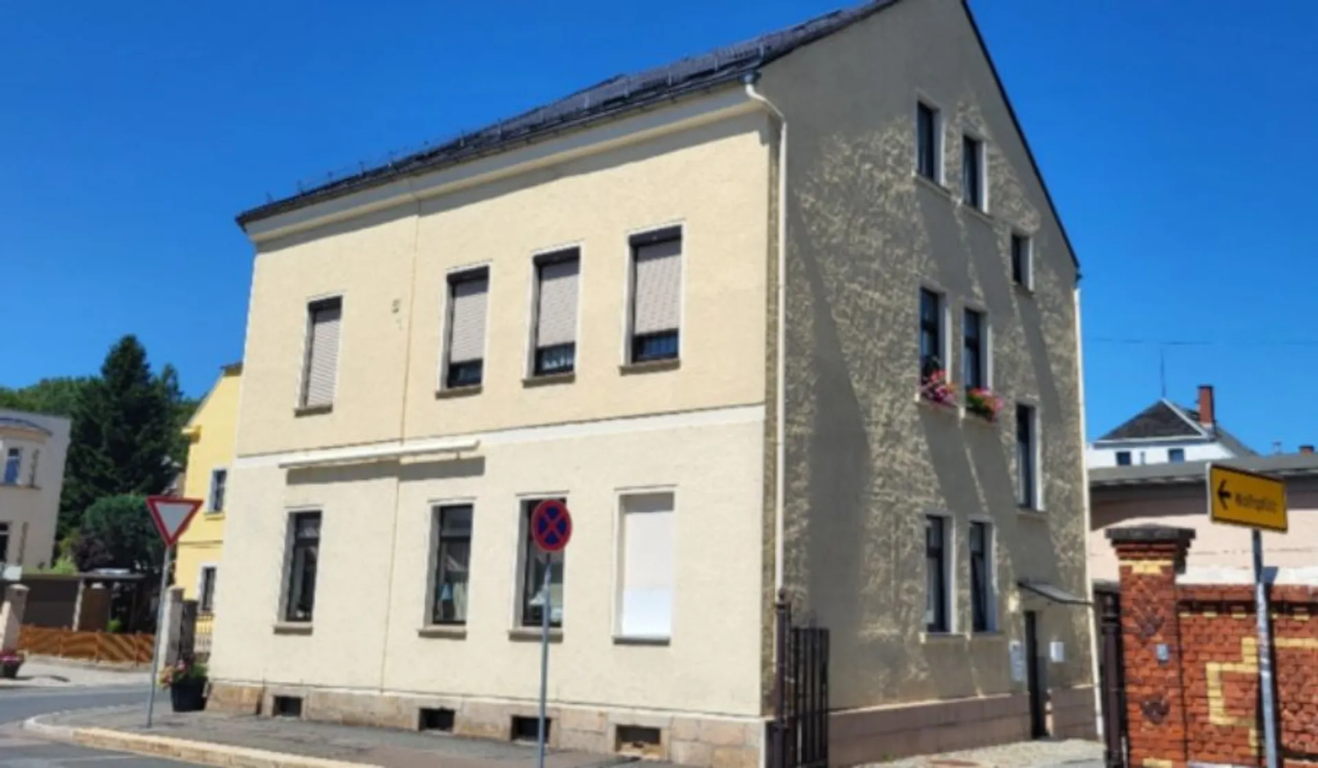Energetische Sanierung für barrierefreies Wohnen & Gewerbe in Lengenfeld